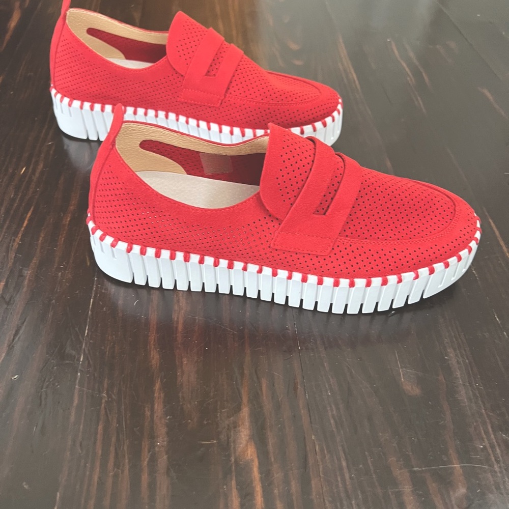 NWOT Ilse Jacobsen platform tulip 3870 loafer 37